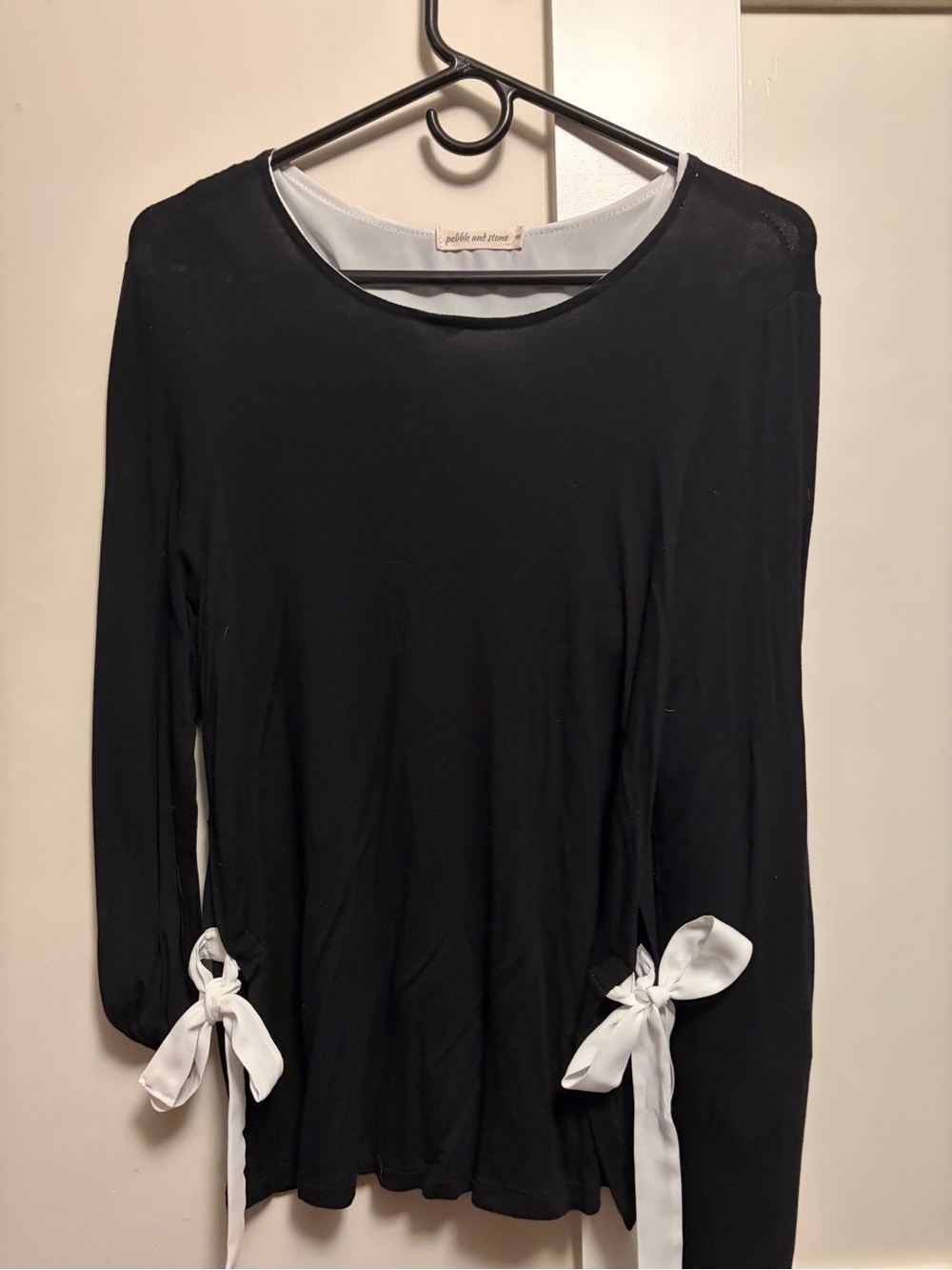 pebble and stone Black Long-Sleeve Top with White Side Ties